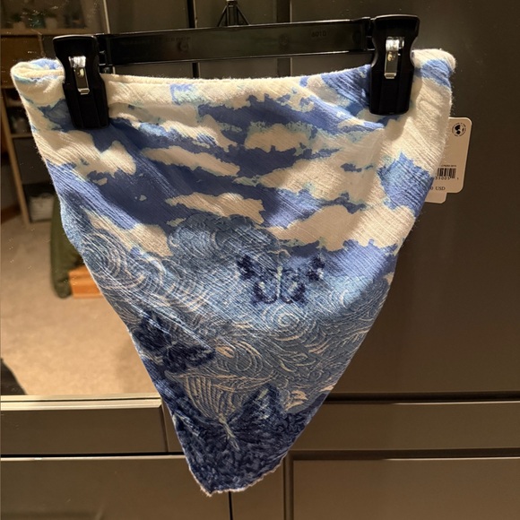Blue and White Bandana - Picture 1 of 2